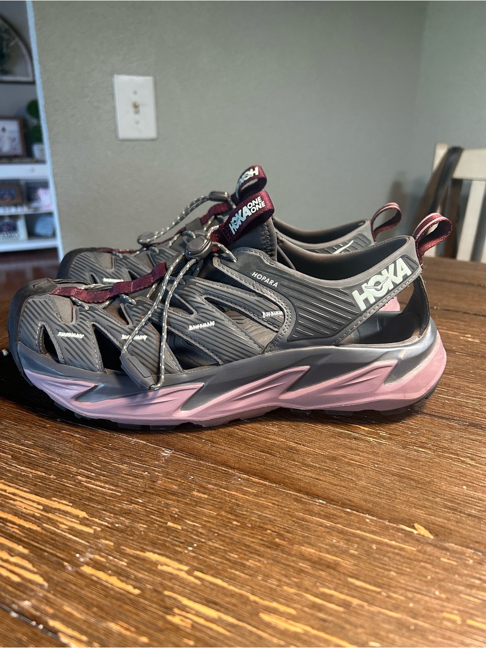 Like new Hoka Hopara hiking shoes size 10
Women - Picture 5 of 13